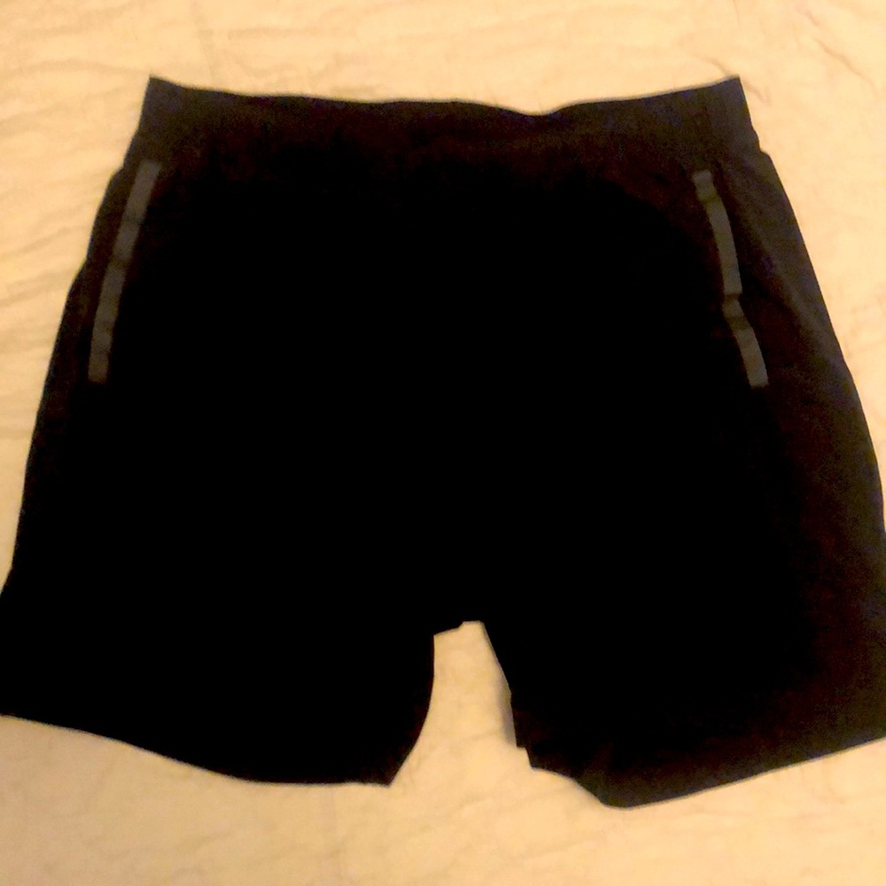 Lululemon XXL Lined bike shorts